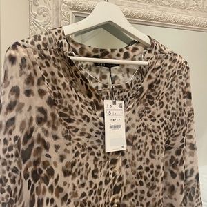 Brand new Zara blouse size small